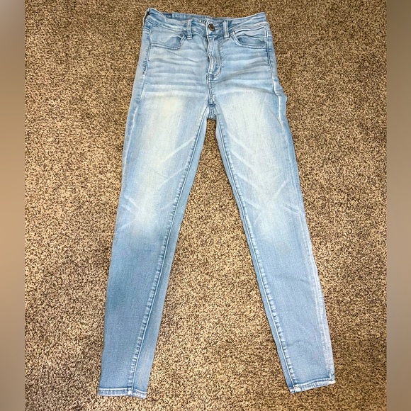 Women’s American Eagle size 2 Ne(x)t level stretch skinny jeans - Picture 2 of 5